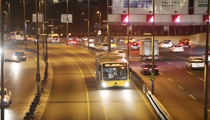 31 Aralık'ta İstanbul'da bazı metro, tramvay ve füniküler hatları gece saatlerinde de hizmet verecek